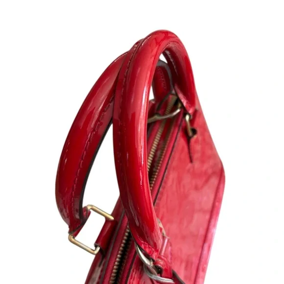 ❌ SOLD Louis Vuitton Alma BB—ARCHIVAL BAG NO LONGER SOLD IN STORES - Picture 4 of 9